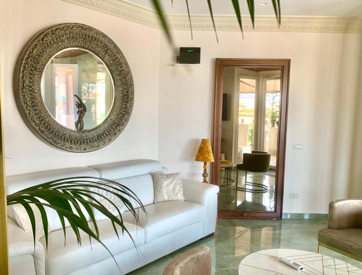 Apartamento Atticus Forum Romanum Luxury Penthouse Exterior foto