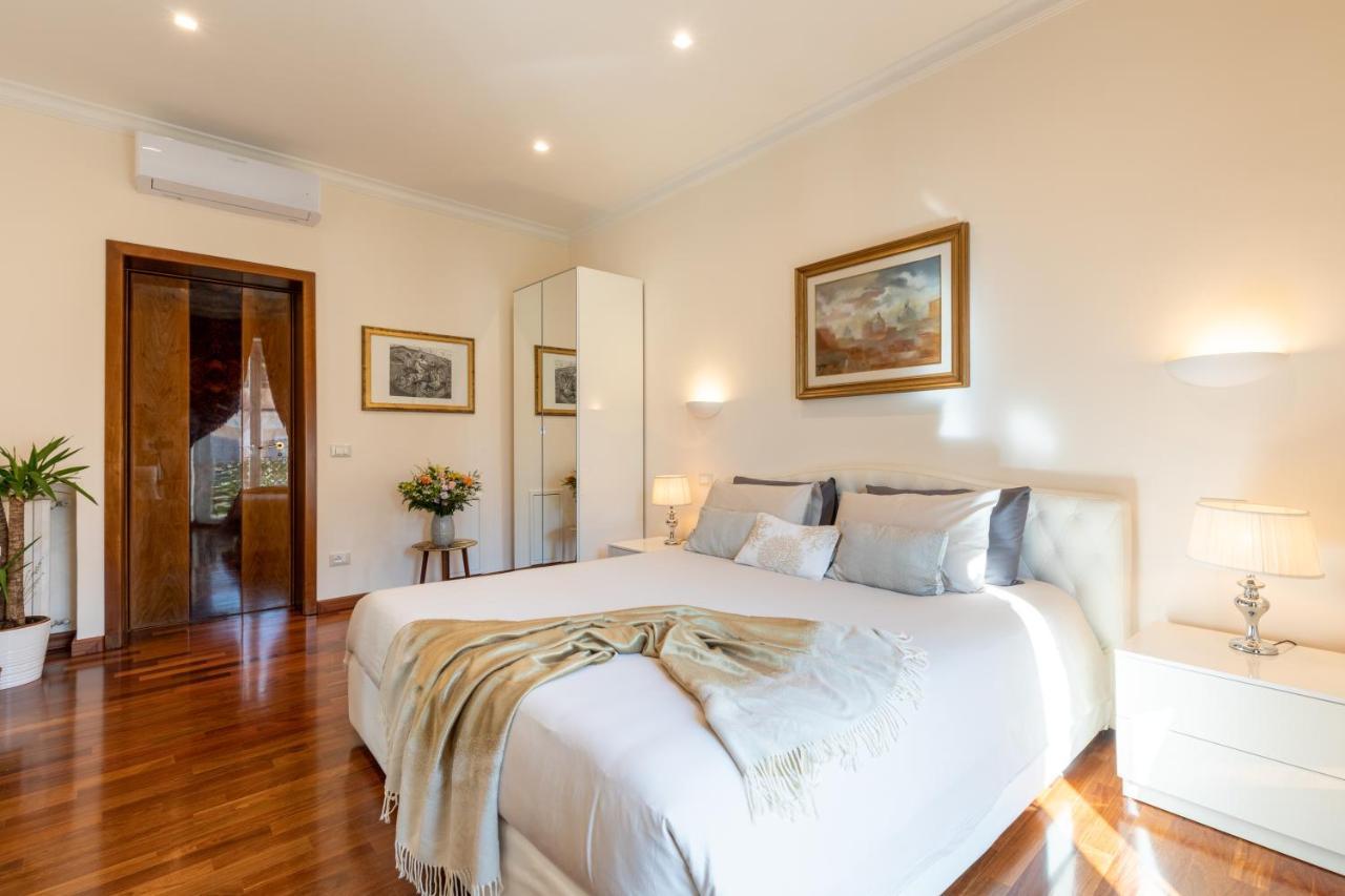 Apartamento Atticus Forum Romanum Luxury Penthouse Exterior foto